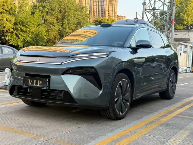 Фотография автомобиля — BYD Tang L