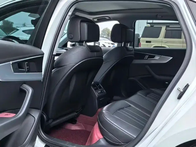 Audi Audi A4L 2024 40 TFSI Fashion Dynamic — Фото автомобиля 4