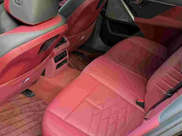 BMW 5 Series — Фото автомобиля 7