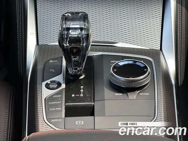 BMW i4 — Фото автомобиля 13