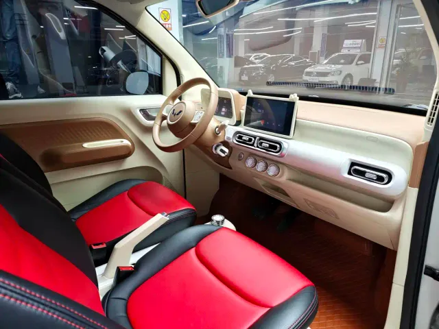 Wuling Hongguang Mini EV — Фото автомобиля 9