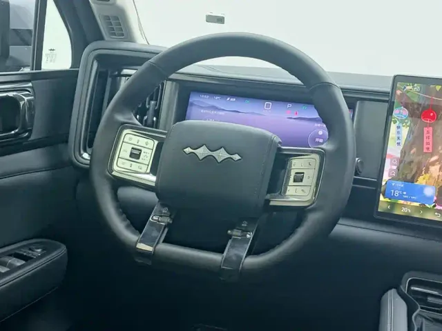 BYD FangChengBao Leopard 5 — Фото автомобиля 6