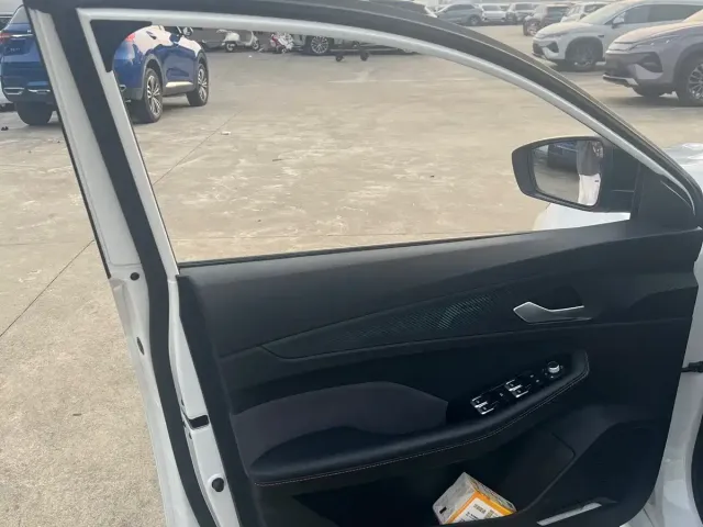 Geely Binrui 2022 Binrui COOL 1.5T DCT Swift Edition — Фото автомобиля 5