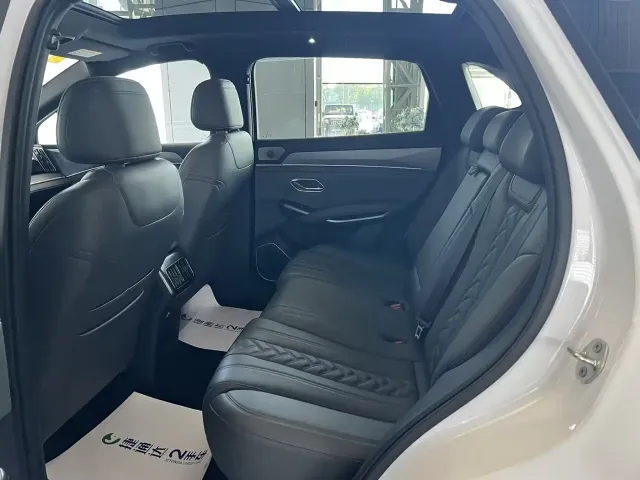 BYD Song L DM-i — Фото автомобиля 25