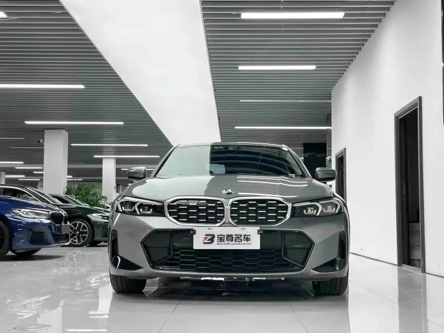 BMW 3 Series — Фото автомобиля 2