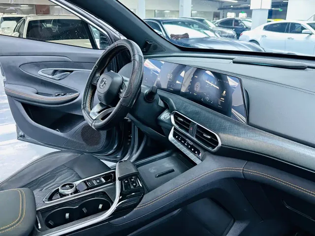 Changan UNI-T — Фото автомобиля 7