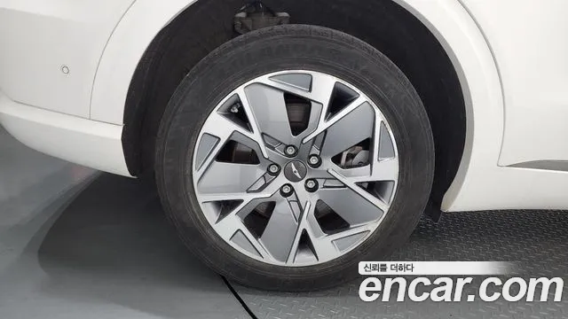 Genesis GV70 Electrified GV70 — Фото автомобиля 4