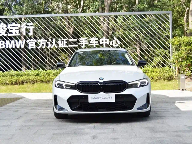 BMW 3 Series — Фото автомобиля 2