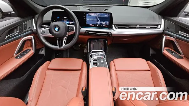 BMW X1 U11 — Фото автомобиля 10