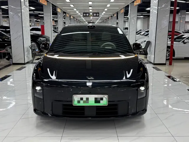Li Auto i6 — Фото автомобиля 2