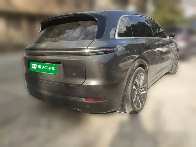 Li Auto L7 — Фото автомобиля 4