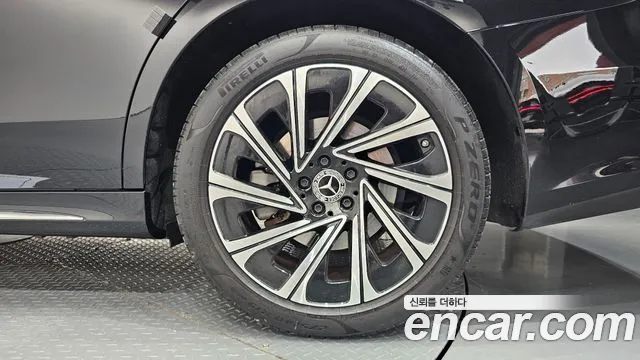Mercedes-Benz E-Class W214 — Фото автомобиля 6