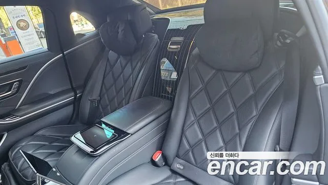 Mercedes-Benz S-Class — Фото автомобиля 10