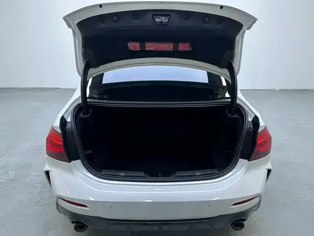 BMW 1 Series — Фото автомобиля 19
