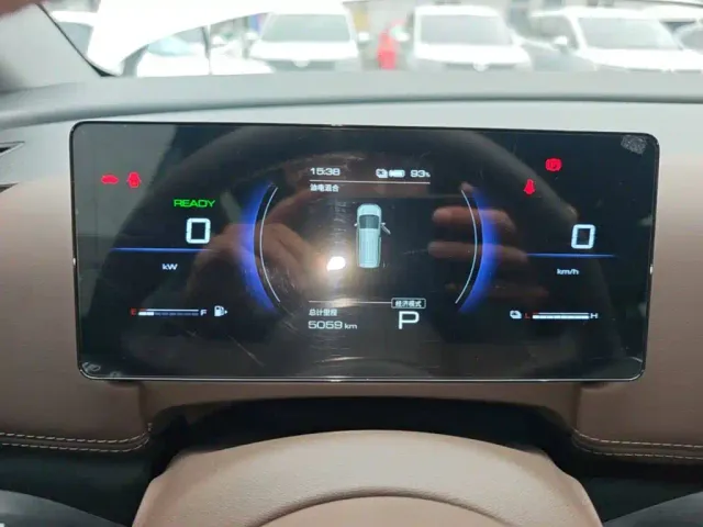 Wuling Starlight 730 — Фото автомобиля 11