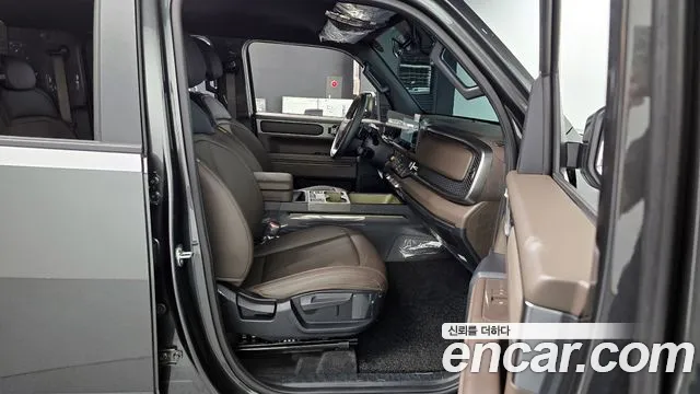 Kia Tasman Tasman 2.5T Бензин 4WD — Фото автомобиля 9