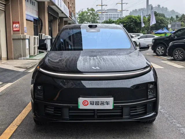 Фотография автомобиля — Li Auto L7