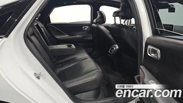 Hyundai Ioniq6 — Фото автомобиля 25