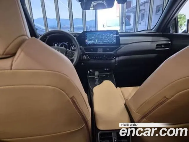 Lexus UX — Фото автомобиля 7