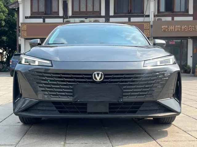 Changan Lamore — Фото автомобиля 2