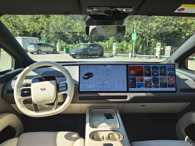 Li Auto i6 — Фото автомобиля 6