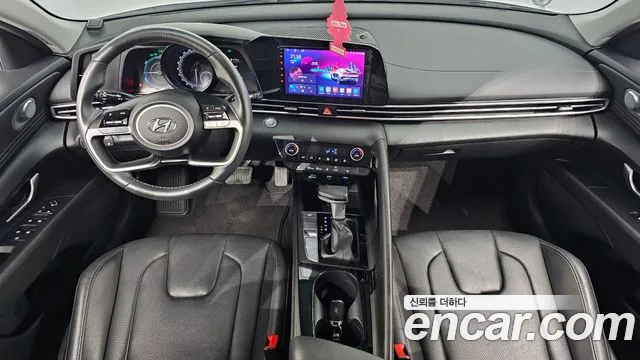 Hyundai Avante CN7 — Фото автомобиля 10