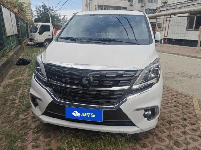 Forthing Fengxing M7 — Фото автомобиля 2