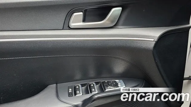 Kia K5 K5 3 поколение 2.0 LPI(Для проката) — Фото автомобиля 27