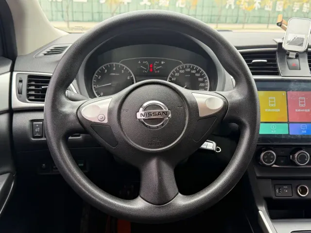 Nissan Sylphy — Фото автомобиля 14