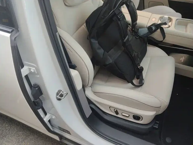 Li Auto i6 — Фото автомобиля 24