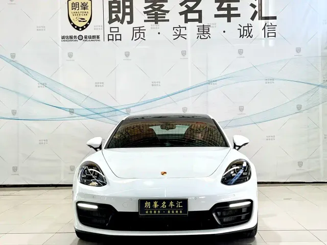 Porsche Panamera — Фото автомобиля 2