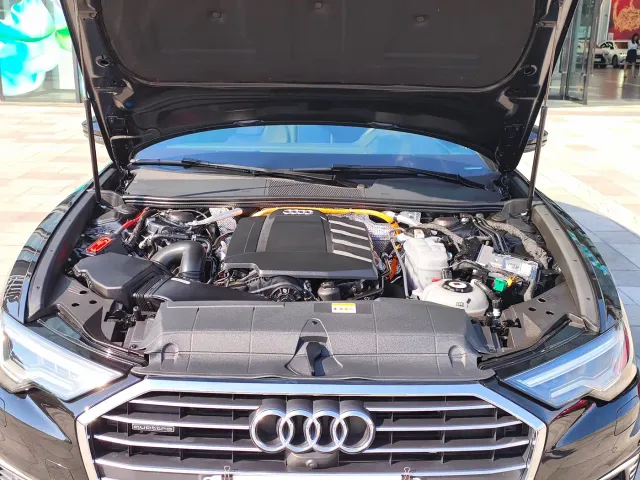 Audi A6L — Фото автомобиля 21