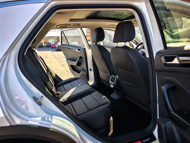 Volkswagen T-Roc — Фото автомобиля 15