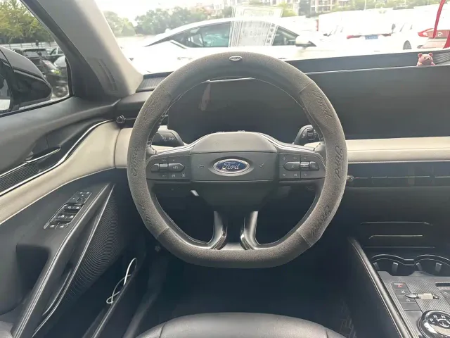 Ford Mondeo — Фото автомобиля 7