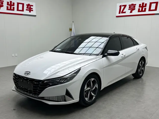 Фотография автомобиля — Hyundai Elantra