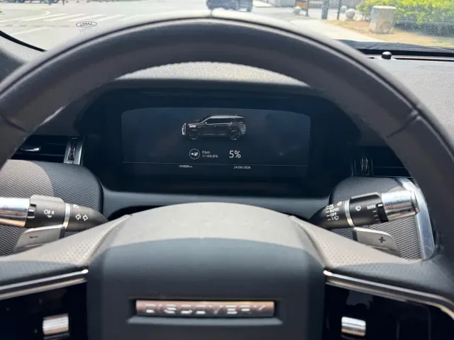 Land Rover Discovery Sport — Фото автомобиля 12