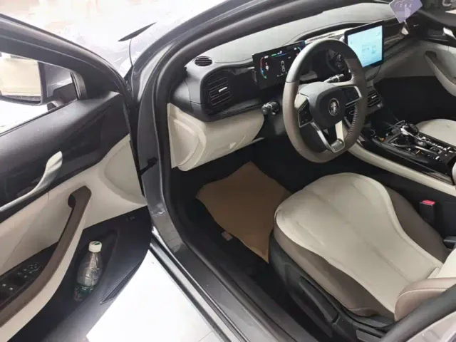 BYD Qin PLUS — Фото автомобиля 15