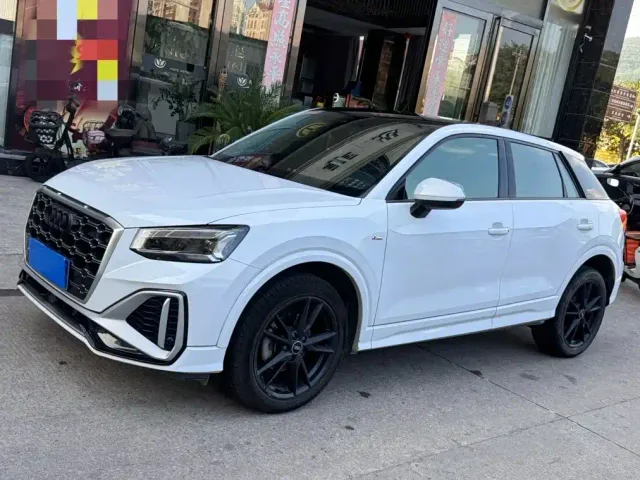 Фотография автомобиля — Audi Q2L