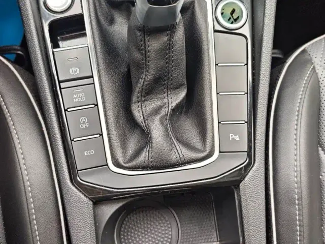 Volkswagen Sagitar — Фото автомобиля 8