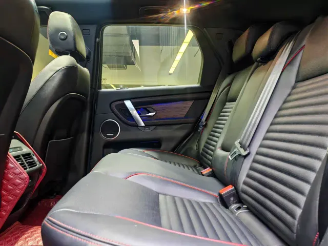 Land Rover Discovery Sport — Фото автомобиля 6