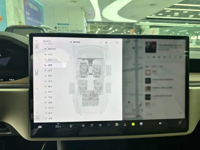 Tesla Model X 2023 Dual Motor All-Wheel Drive Edition — Фото автомобиля 10