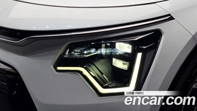 Kia Niro The All New Niro Signature — Фото автомобиля 22