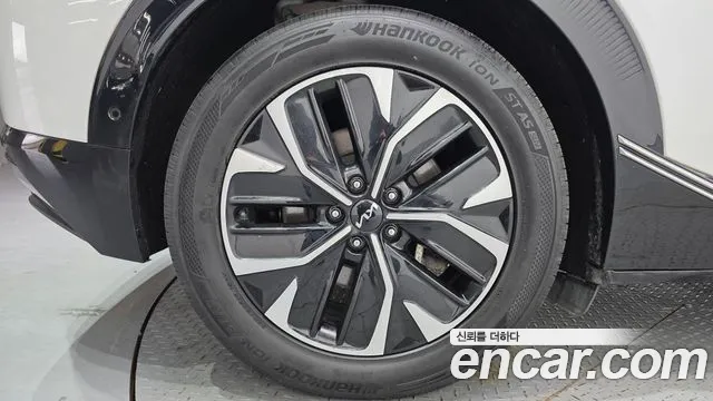 Kia EV6 — Фото автомобиля 19