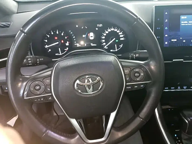 Toyota Avalon — Фото автомобиля 10