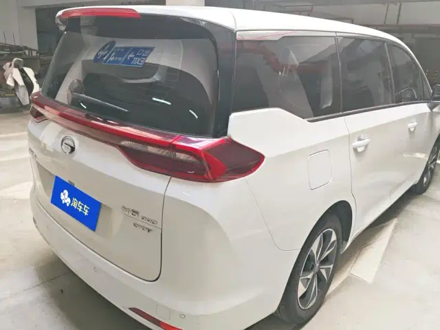 GAC Trumpchi M6 — Фото автомобиля 3