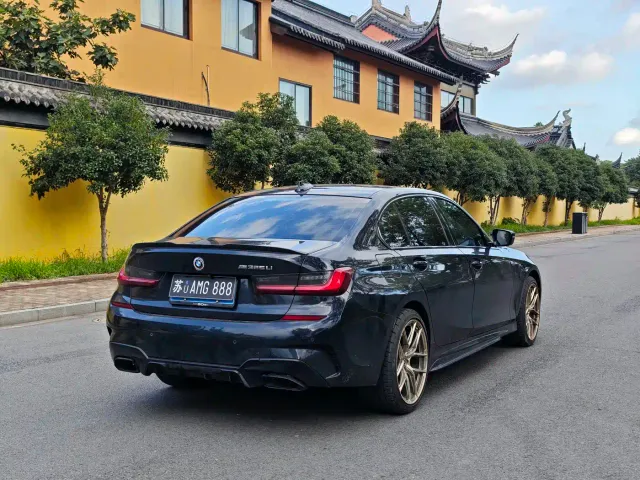 BMW 3 Series — Фото автомобиля 17
