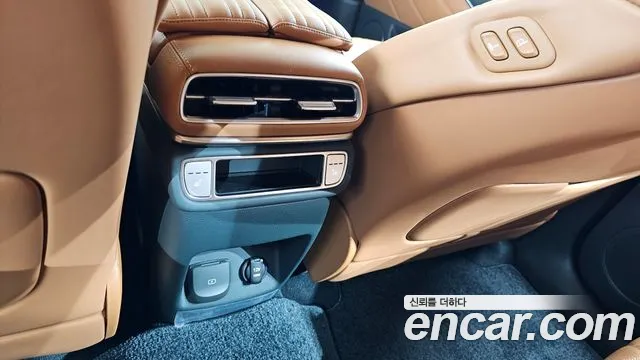 Genesis GV80 — Фото автомобиля 24