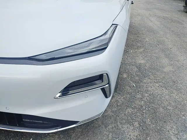 Geely Galaxy Xingyao 8 — Фото автомобиля 23