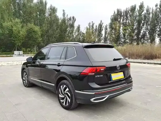 Volkswagen Tiguan L — Фото автомобиля 7