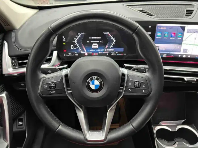 BMW X1 — Фото автомобиля 8